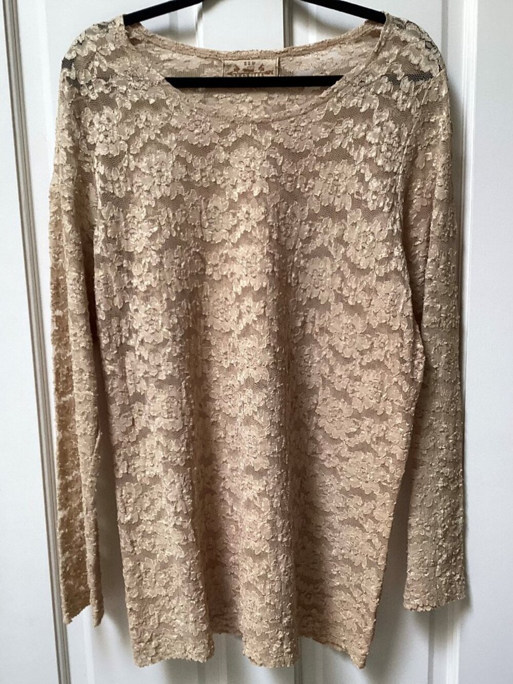 New Frontier beige, tan lace tunic, top size XL